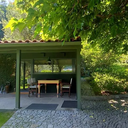 Casas Da Tapada Briteiros Casa Dos Ficos 샬레