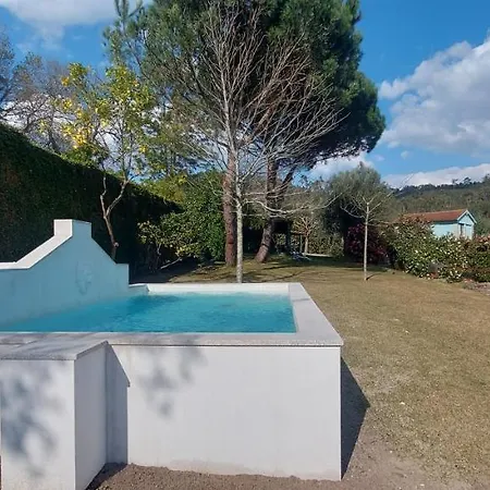 シャレー Casas Da Tapada Briteiros Casa Dos Ficos ギマランイス