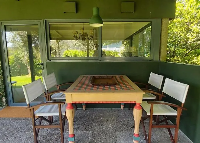 Шале Casas Da Tapada Briteiros Casa Dos Ficos Гимарайнш